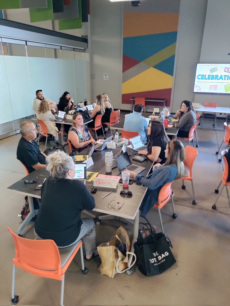 michelle_coots's tweet photo. Technology Model Teacher Leaders gathered at the Innovation Center to collaborate on strategy for the upcoming year, #DVUSDTech updates, and training on #AIinEDU. @DVUSD https://t.co/mHoZIHvFxR