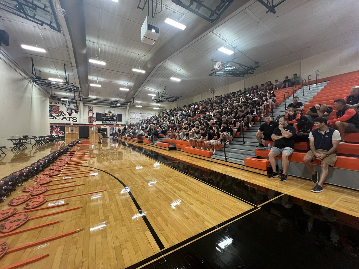 LHSWildcatsFB's tweet photo. Thank you to all the Wildcat Football Family for coming tonight to cheer on our team and players as the 2024 begins! Your support means the world to us and your kids!!

#SkoCats #Project153 #SpeciaLville https://t.co/bCkonTkiMS