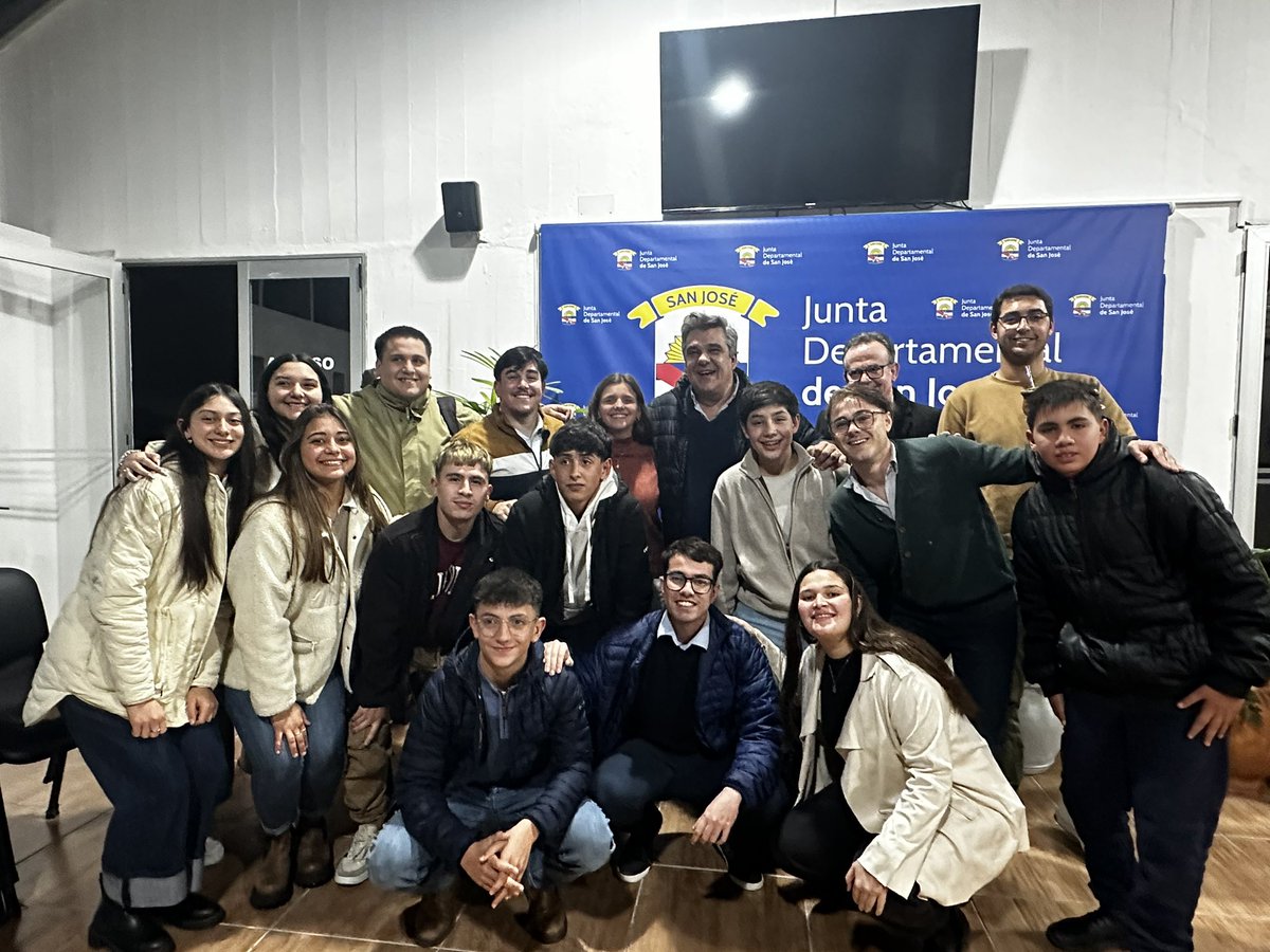 Charla sobre Allanamientos Nocturnos y la reforma del artículo 11 de la Constitución de la República con @cdcamy2004 
La juventud estará a la vanguardia de este tema.