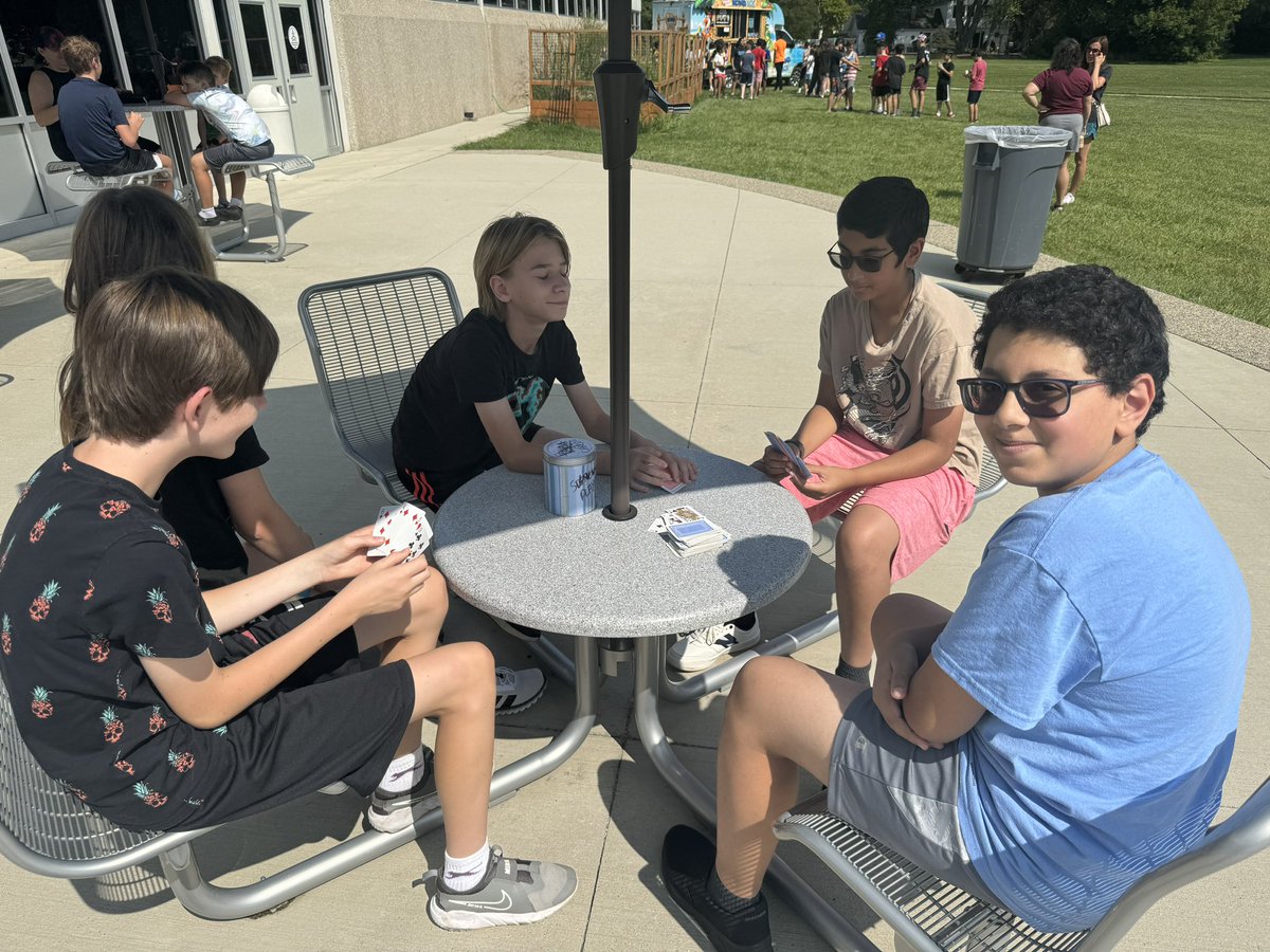 bzawislak5's tweet photo. Such a fun afternoon @LarsonMS reconnecting with students at Principals on the Patio. Welcome to our new Assistant Principal @MelissPalmeri #LarsonSTRONG https://t.co/EVNQhItlkj