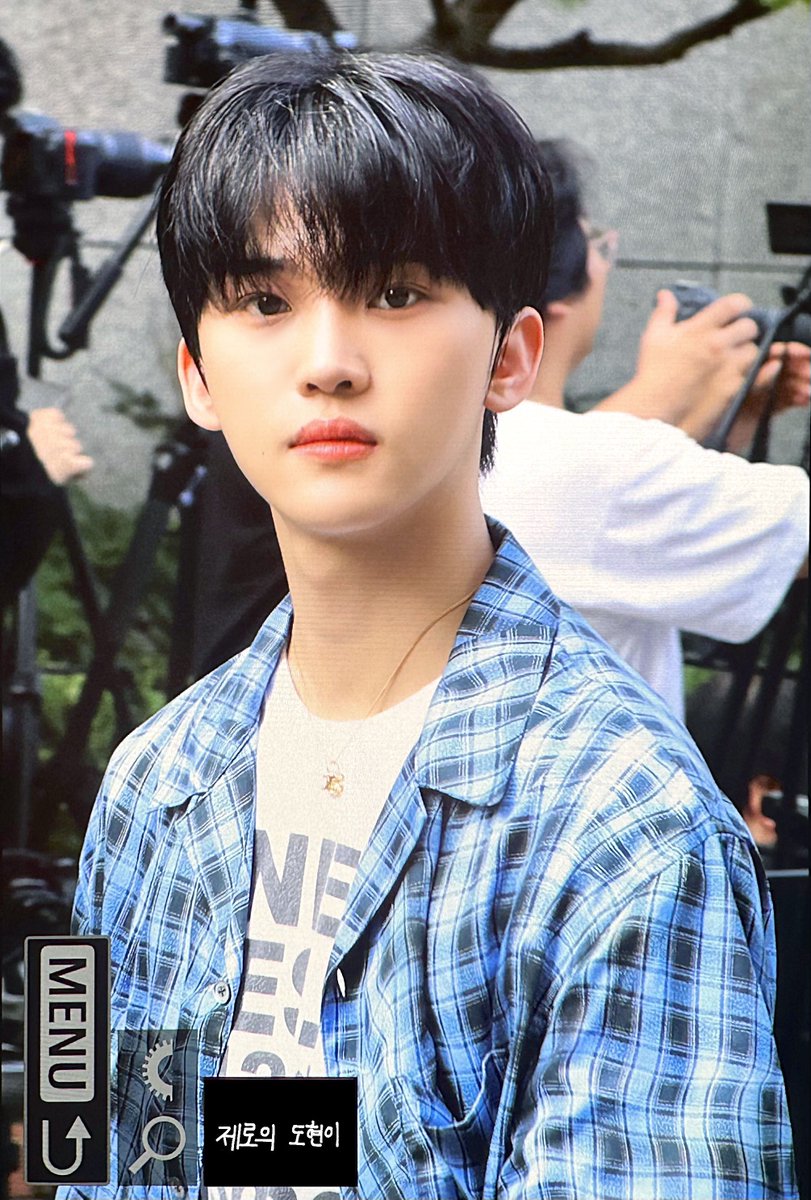 240823 👔 pre

💙

#루네이트 #LUN8 #ルネイト 
#도현 #DoHyun #DOHYUN 
#제로의도현이