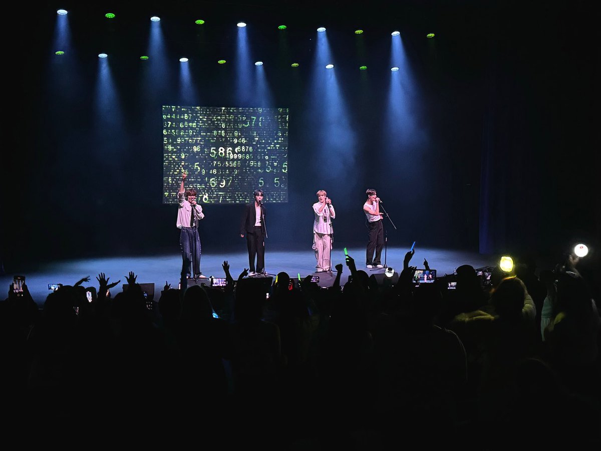 BDU4official's tweet image. [📸]
B.D.U First World Tour for Wishpool: Flash &amp;amp; Light 💫

Thank you, Bayamon 🫡
We will love forever Bayamon 💖

#BDU #비디유 #BDUtourforWISHPOOL
#BDU_In_Bayamón #PuertoRico