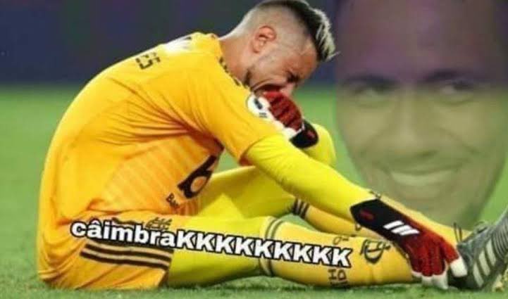 raflamello81's tweet photo. Chegou a hora do nível 2 da cera, Rossi. https://t.co/CNu0C4jnZs