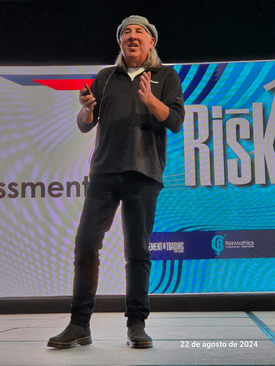 RiskMathicsFI's tweet photo. Tom Sosnoff, fundador de @tastyliveshow, está compartiendo su visión sobre cómo la nueva generación de traders está revolucionando los mercados y el retail. ¡No te pierdas esta conversación clave sobre el futuro del trading!
#RMTC2024 #Trading #RetailDisruption #TomSosnoff #Fintech #Innovación #Conference #Tastylive #Traders #Markets #Retail #TomSosnoff
