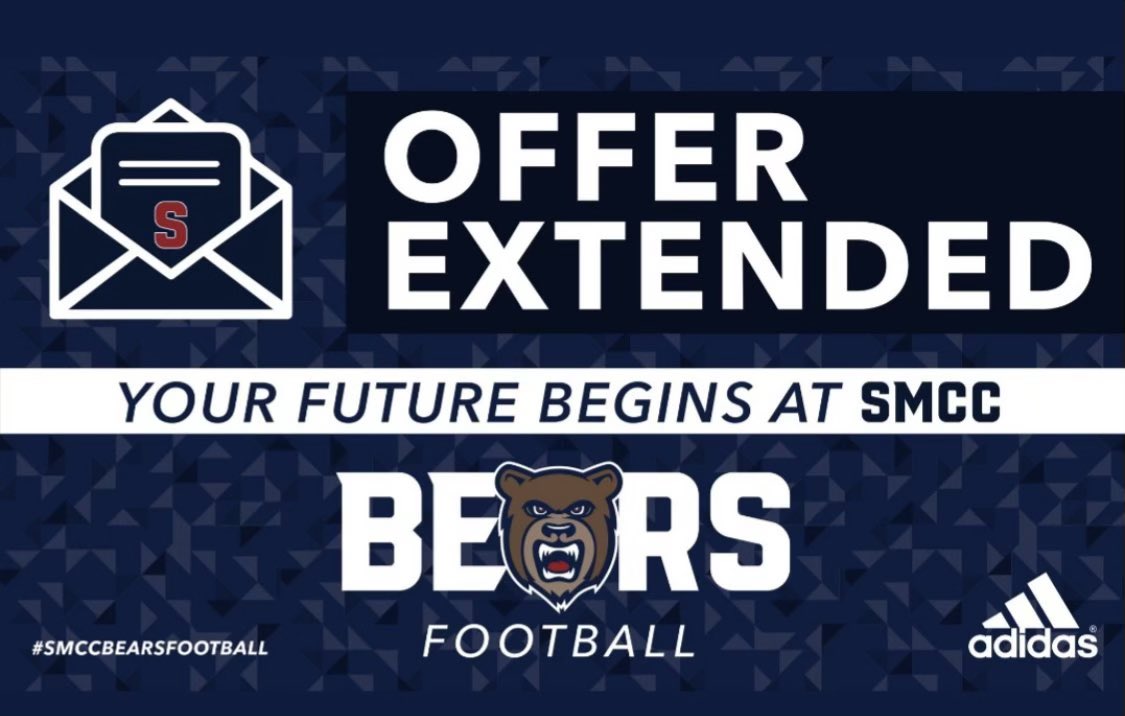 Ty_Jones5's tweet photo. All Glory to God!! Extremely blessed to receive my first offer from @smccfootball 
@coachbj1911 @devonbbell https://t.co/MiIQhs1tUs