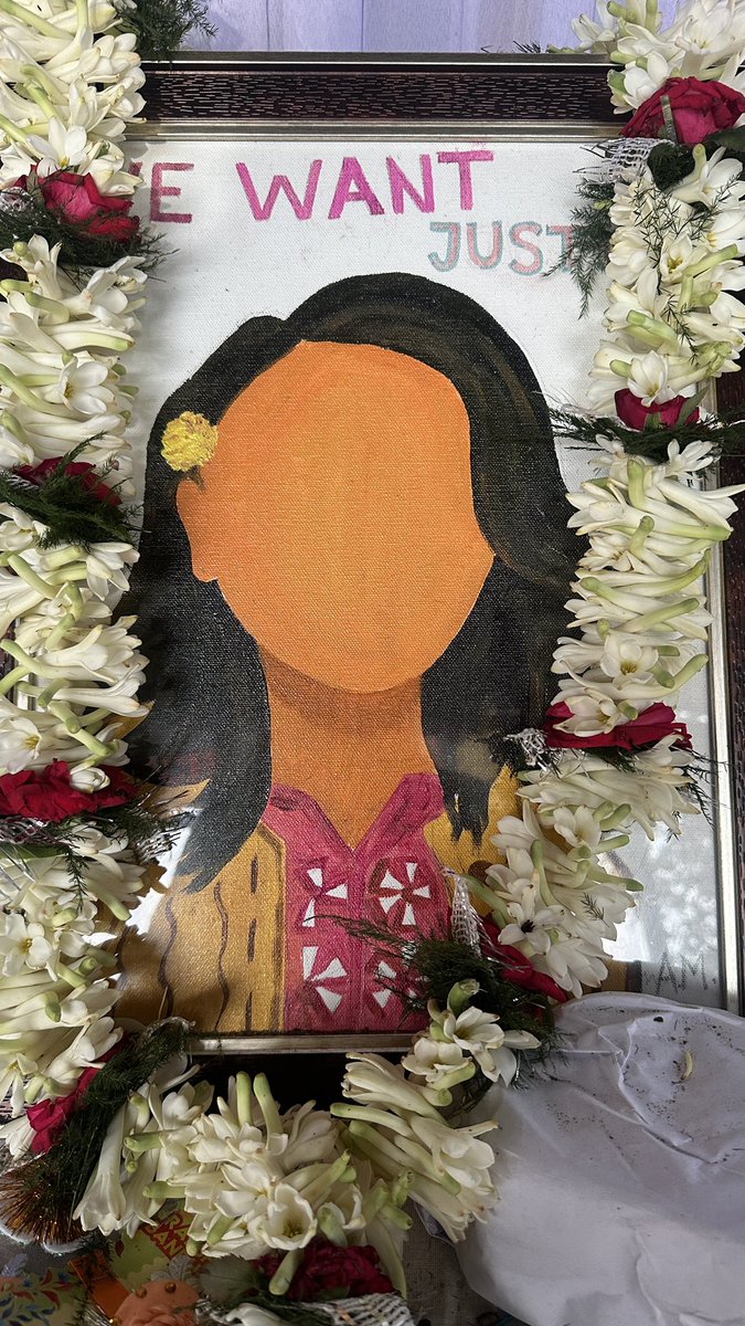 KhanPetaline's tweet photo. pray for everything

#KolkataNirbhaya2 #सुप्रीम_कोर्ट #कपिल_सिब्बल
#JusticeForAbhaya #SupremeCourtOfIndia #JusticeForAbhaya #RGKarMedicalCollege https://t.co/3hHybuZdYt