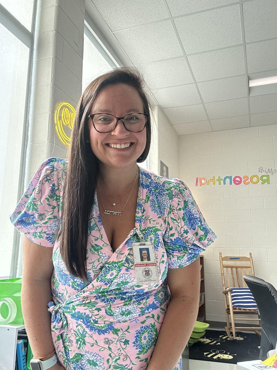 Miss Rosenthal tweet media