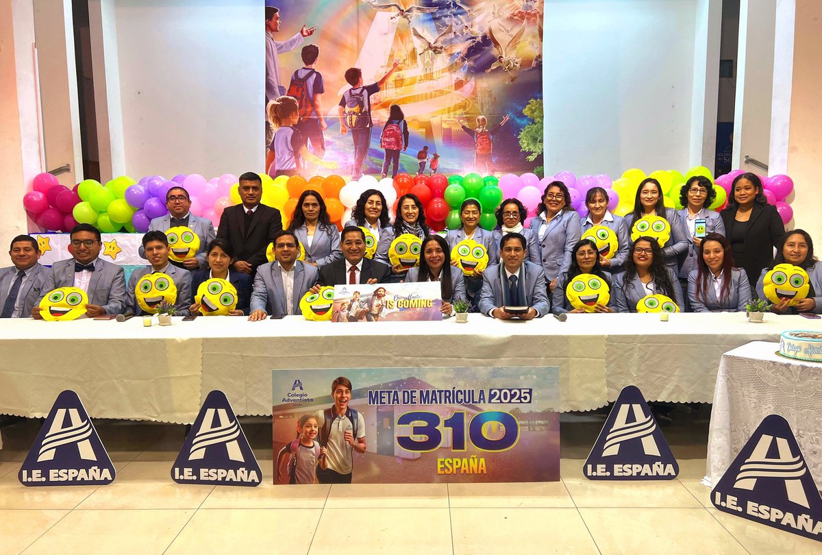 EducacionASEACE's tweet photo. 🔰Nuestros 5 colegios de la #APCE 🇵🇪 comprometidos con el Lanzamiento de Matricula 2025 🚀 #OurMasterIsComing✨, confiando en cada plan y meta para este próximo año,con el objetivo de alcanzar más oportunidades de salvación en nuestra Asociación Educativa Peruana Central Este. 🙌 https://t.co/MyEBrgw0fG