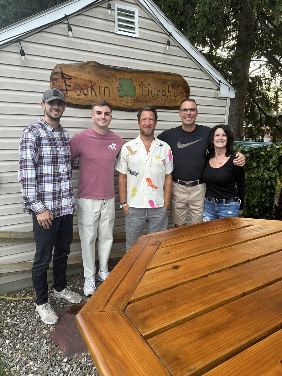J_murph33's tweet photo. Thank you @stoolpresidente for reviewing my dad's pizza and carrying on Derek's legacy! 

@elio82 1,4,7 Exacta box 

@Seanmurphy008 https://t.co/5Cm3RPCHa5