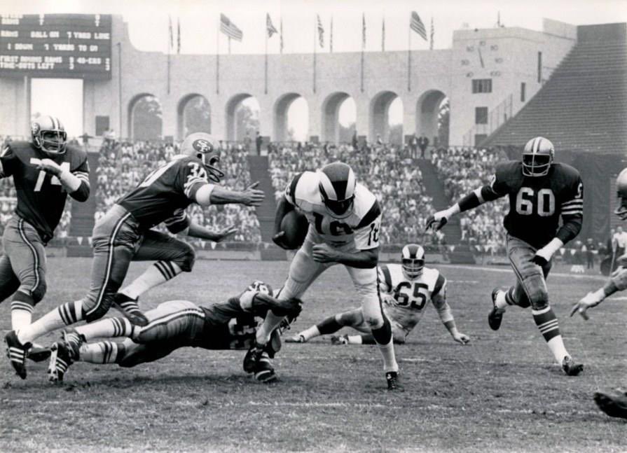 Defenses knew if you were playing against Roman Gabriel that Sunday, you were in for the fight of your life… 🐏 ⚪️🔵💪