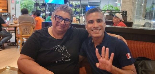 carlossaucedore's tweet photo. La Agenda de Derechos Humanos y diversidad seguirá en Quintana Roo con nuestra próxima diputada @MISLILI1  acción afirmativa  . Es un placer coincidir con nuestra compañera de lucha ,tiene todo el apoyo de la comunidad LGBTTTIQ+  @Claudiashein.@ClaudiaDiversa https://t.co/RA2B2fEfv8