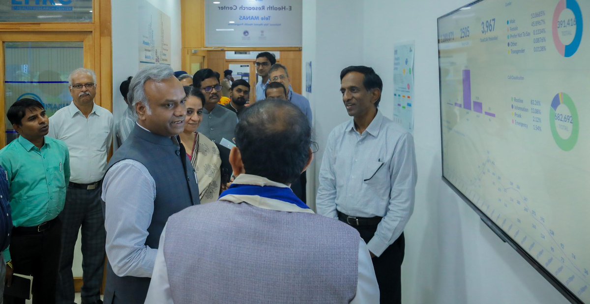 PriyankKharge's tweet image. It was impressive to see the innovations bustling at @IIITB_official 

They have built:

- national digital identity programme Modular Open-Source Identity Platform (MOSIP) for 23 countries and also 

- a secure portable Pvt 5G network 

- a complete dashboard for tracking…