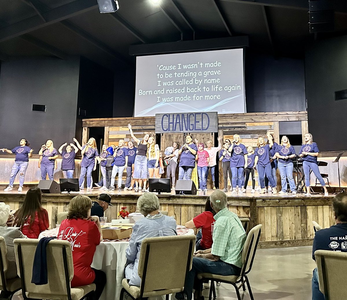 kbrewer790's tweet photo. It was a great night at The Power of Change Blue Jeans &amp; Barbecue Gala benefiting The Harbor Home! I’m thankful for all that God is doing through this incredible ministry! https://t.co/atZIts7N8u