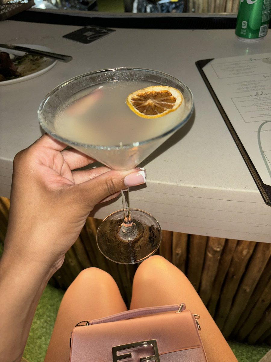 Measured tweet media