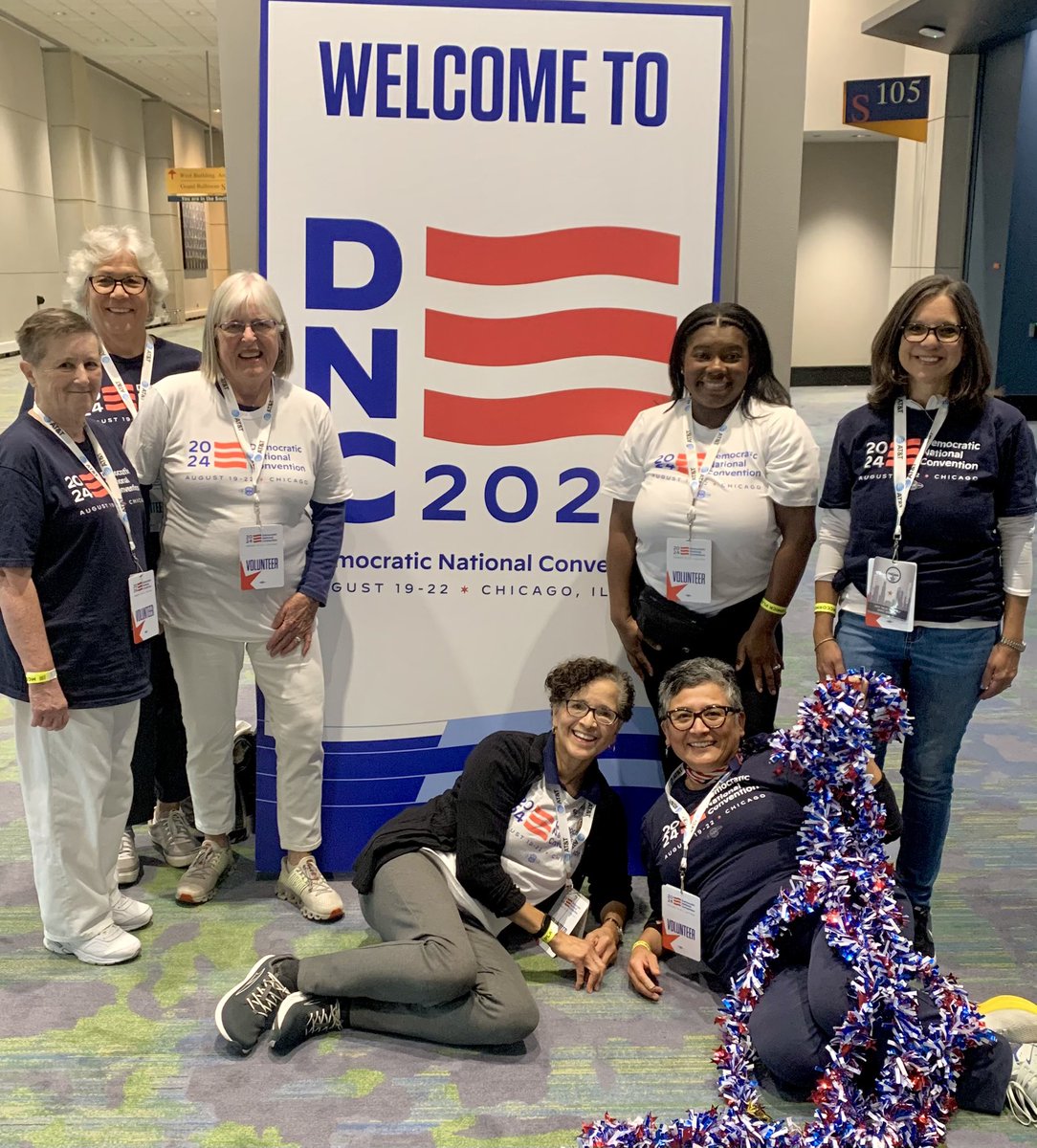 GuerreroDuby's tweet photo. great opportunity of volunteering at #DNC2024CHICAGO completed with these wonderful women. Now more work for #HarrisWalz2025 is ahead. Join us. #Voteforkids #Doctors4Harris #tweetiatrician https://t.co/SiJ2pY4NSZ