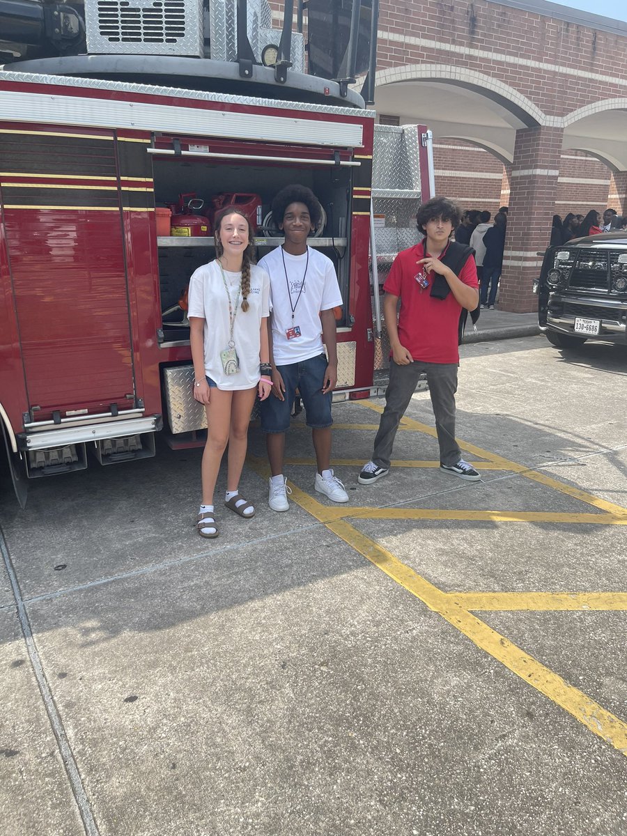 Anna Lindsey tweet media