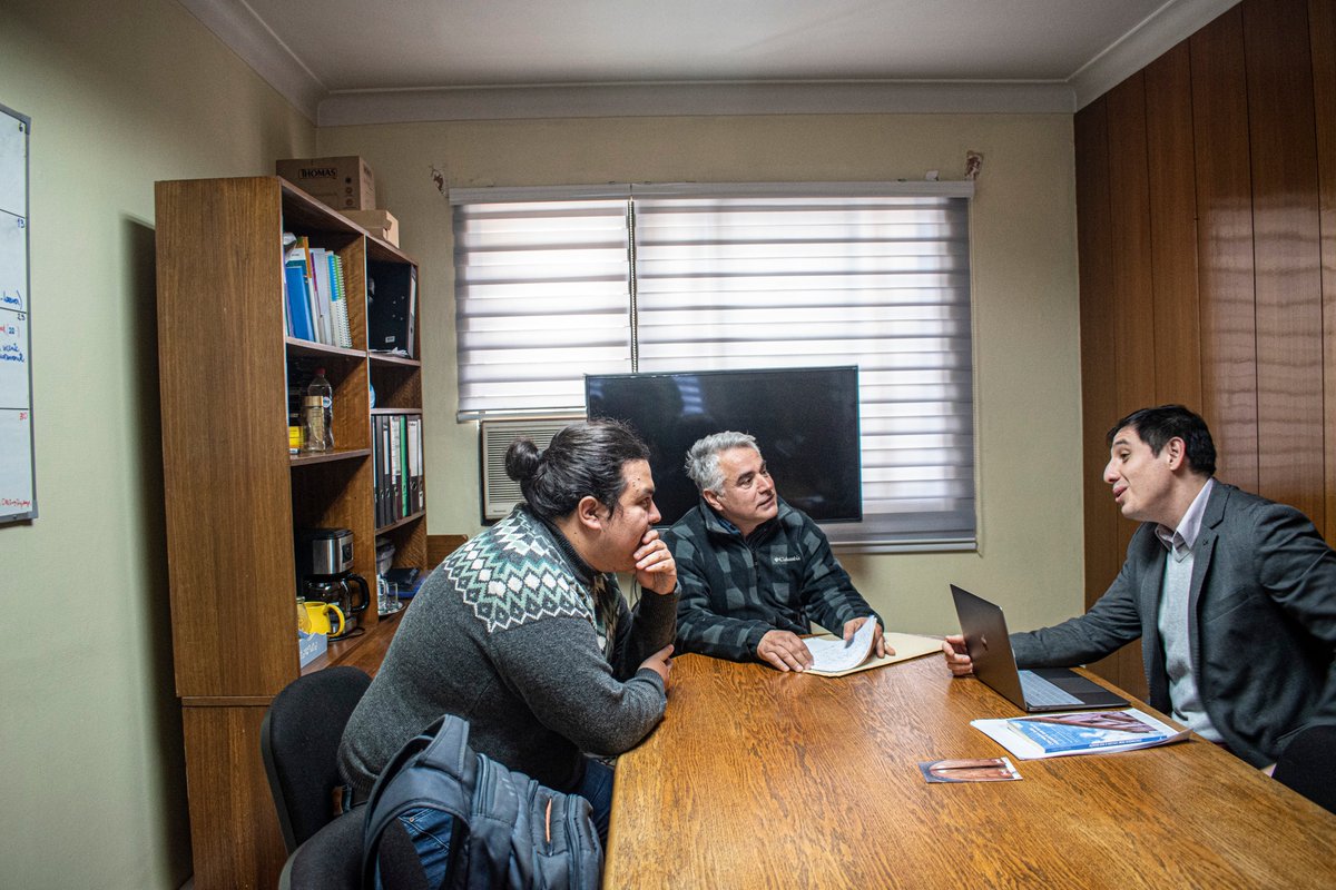 RegionColchagua's tweet photo. 📚 Este jueves, el presidente de la Fundación Cultural Región de Colchagua, Diego Grez Cañete, y el tesorero Nicolás Lorca Parraguez, viajaron a Rancagua para reunirse con el seremi de Bienes Nacionales, representado por su asesor jurídico, para gestionar un recinto en Pichilemu. https://t.co/hzBzLhBagw