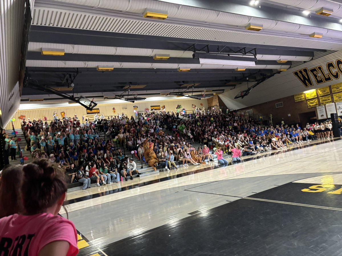 MccordGps's tweet image. Today I was honored to speak at the AASC East Valley Spirit Conference hosted by Gilbert High STUCO. 1,000 students from across the state were there and they were incredible!  We have exceptional teens and our future is bright!  Thank you for having me there!
#ConnectCreateCare