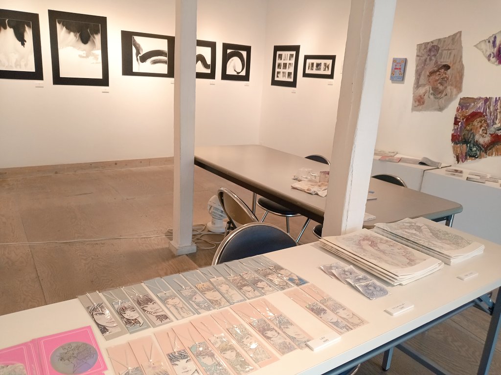 irorimura2005's tweet photo. ＼3日目オープン／

▶イラストレーション展＋ vol.５
大河 繁
尾中 哲夫
木村 智博
岡田 大貴

本日も19:00までお待ちしています、是非お越しください😊
　
会期┃2024/ 8/21(水）～ 8/25（日）
会場┃イロリムラ[89]画廊 展示室１
大阪市北区中崎1-4-15
#イラストレーション https://t.co/YrvmGHUsyz
