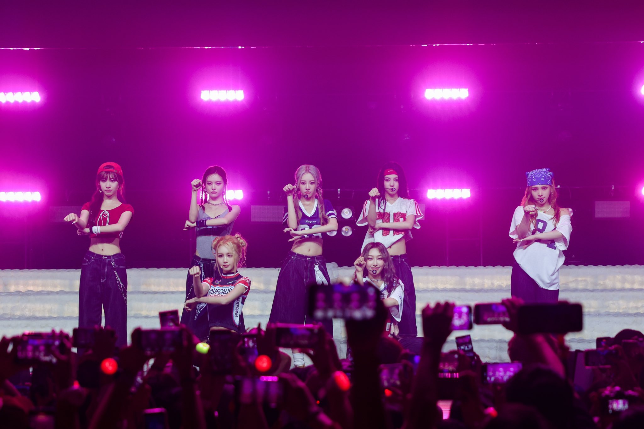 GVooOAZXsAAAfar?format=jpg&name=large