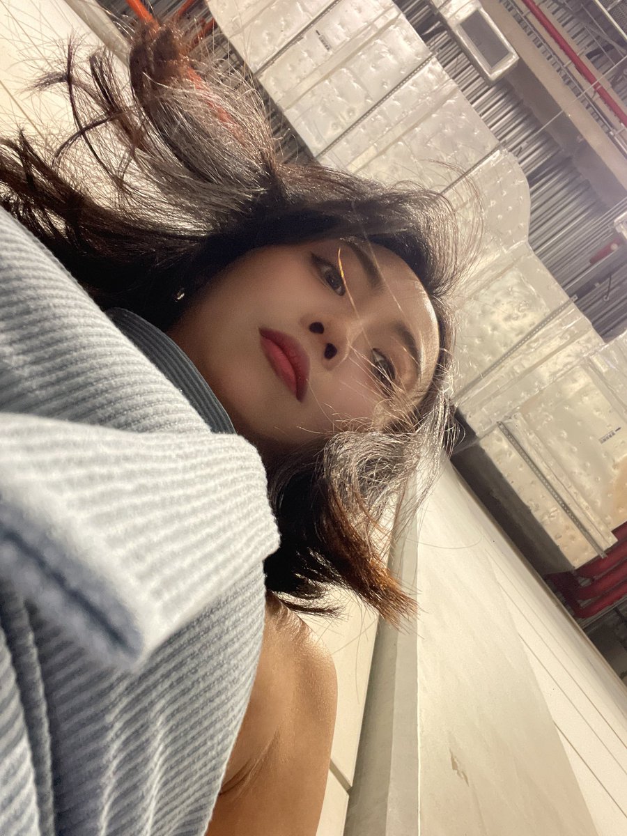 Arina_cc's tweet photo. 最近的自拍都是這種
哈哈哈哈出了什麼問題🙂‍↔️🙂‍↔️🙂‍↔️ https://t.co/TnutehcZby