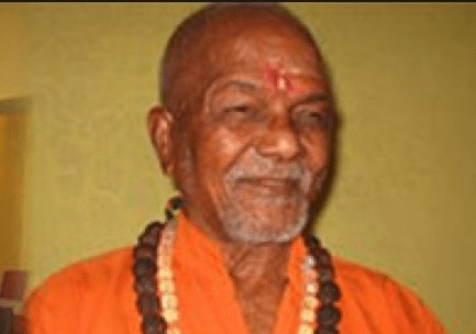 akhilm1982's tweet photo. ସ୍ଵାମୀଜୀ ଗୋଡ଼ଧରି ପାଦ ତଳେ ପଡିଗଲେ । ସେ ଚରଣ ଯୁଗଳକୁ ଭିଡ଼ି ଧରି ବହିଗଲା । ପ୍ରେମବିହ୍ବଳିତ ଭାବରେ ଗୋଟିଏ କଥା କହିଲେ“ପ୍ରଭୁ ଆପଣ ଆମକୁ କୃପା କବଳ ଆମକୁ ସତ୍‌ପଥରେ ନେଇ ଯାଉଛି । ଆପଣ ଆମଙ୍କୁ ସମୟେ ସମୟେ ଦେଖାଦେଇ ପଥ ଭ୍ରଷ୍ଟ ହୋଇଗଲା ବେଳେ ବାଟ ଦେଖାନ୍ତୁ ପ୍ରଭୁ’”
#ସ୍ବାମୀଲକ୍ଷ୍ମଣାନନ୍ଦସରସ୍ବତୀ
#swamilaxmanananda https://t.co/QzBzsGPQtd
