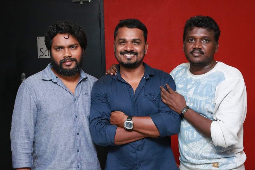 #தங்கலான் #வாழை   

பரியேறும் பெருமாளில் ஆரம்பித்தது.

ஒவ்வொரு படம் வெளியாகும்பொழுதும் நெருப்பில் குதித்து எழுந்து வருவதைப்போலத்தான் இருக்கும்.

எல்லோருடைய படங்களைப்போல நல்லாருக்கு , நல்லாயில்லை என்றில்லாமல்  வன்மங்களும், அவதூறுகளும்  தொடர்ந்து வீசப்பட்டுக்கொண்டேயிருக்கிறது