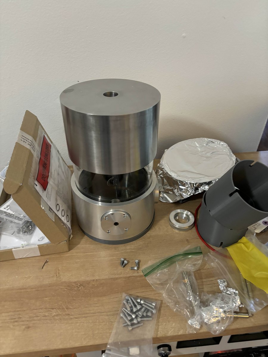 New chamber "hat" to make room for the sputter gun