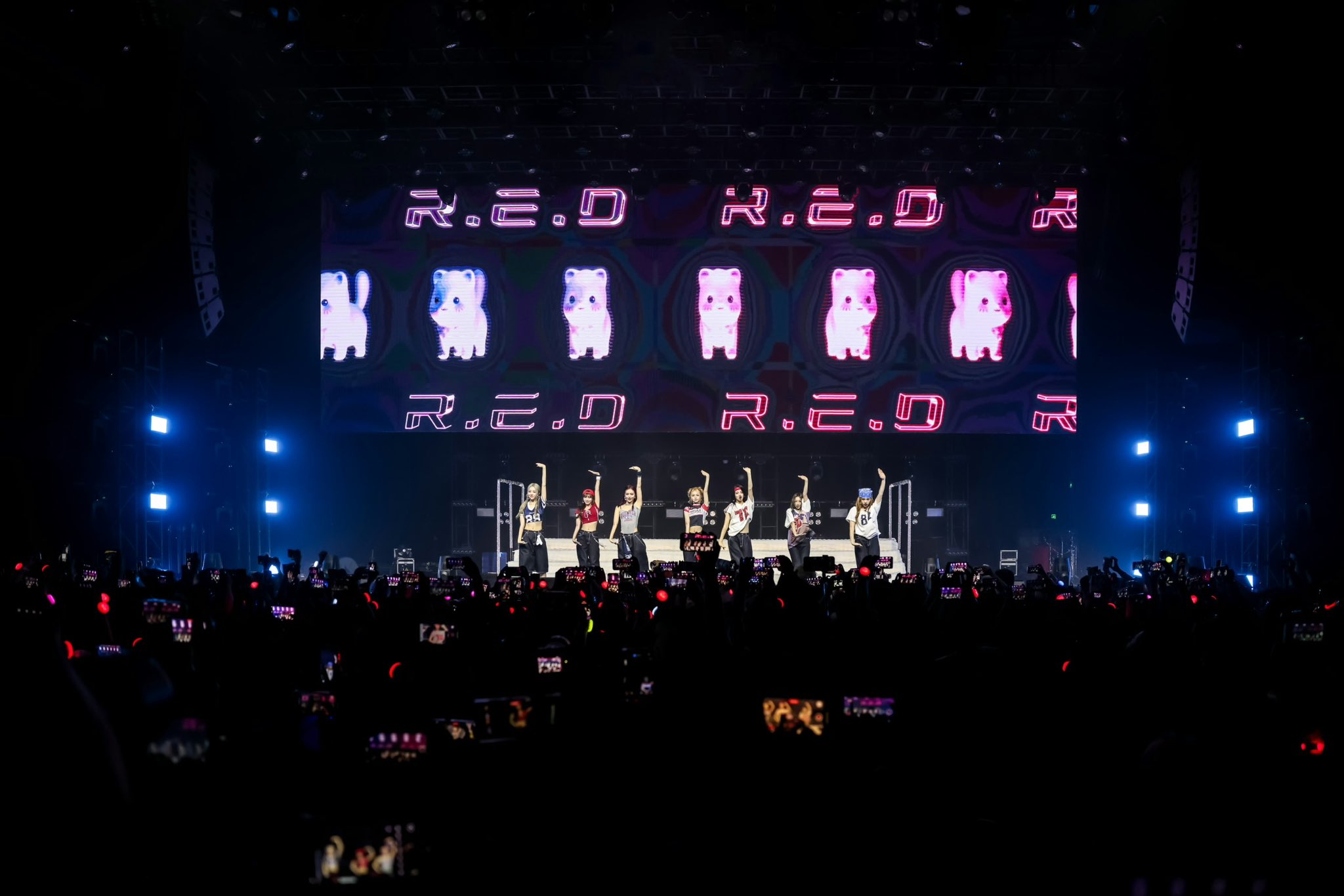 GVoqK10WYAAdFM8?format=jpg&name=large