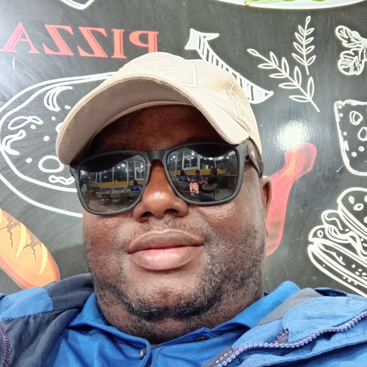 LafaleyF tweet picture