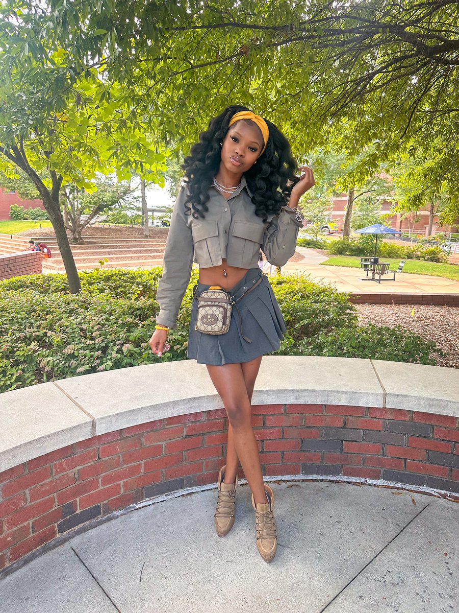 pprincessjay_'s tweet image. demure first day fit🤌🏾