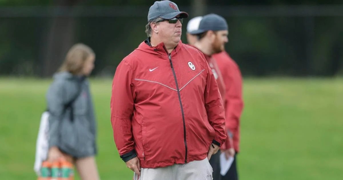 TheTunnel_OU's tweet photo. Active Player Career Earning by College:

All former BB OL players- $110,465,838
All former Texas players- $109,891,537 https://t.co/wRzdW6HZPg