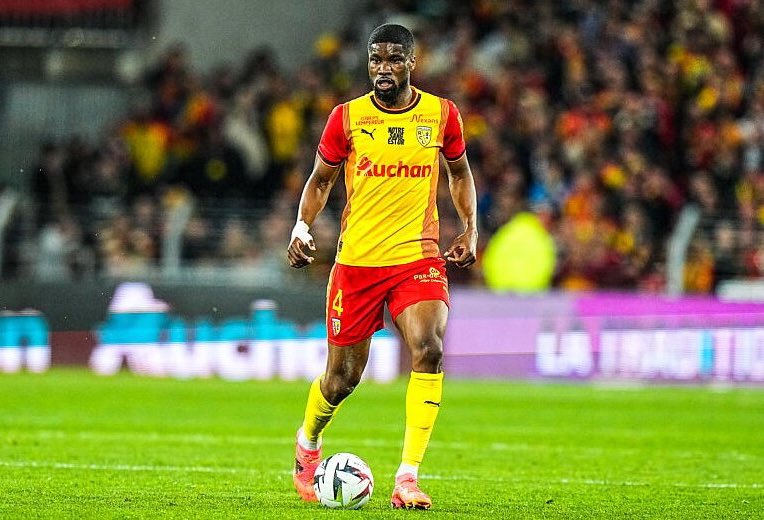 Actu Ligue 1 (@actul1_) on Twitter photo 🚨🚨 ACCORD QUASI TROUVÉ entre le RC Lens et l’AS Roma pour Kevin Danso ! ✨❤️💛
(<a href="/FabriceHawkins/">Fabrice Hawkins</a>) 🚨🚨 ACCORD QUASI TROUVÉ entre le RC Lens et l’AS Roma pour Kevin Danso ! ✨❤️💛
(<a href="/FabriceHawkins/">Fabrice Hawkins</a>)