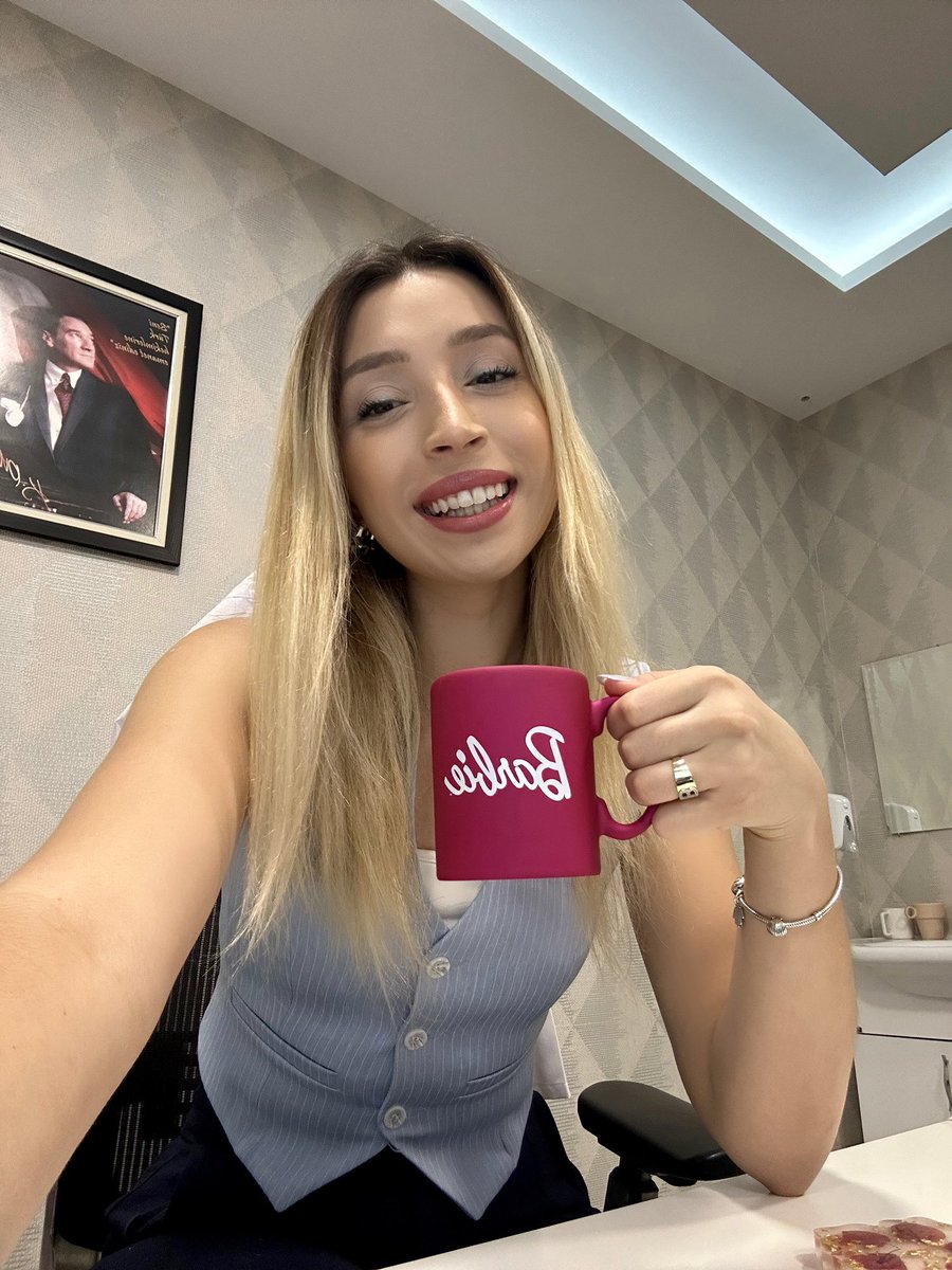 Güne gözdişkomun hediyesiyle hem Barbie hem harbi olarak başladım 🤣💘