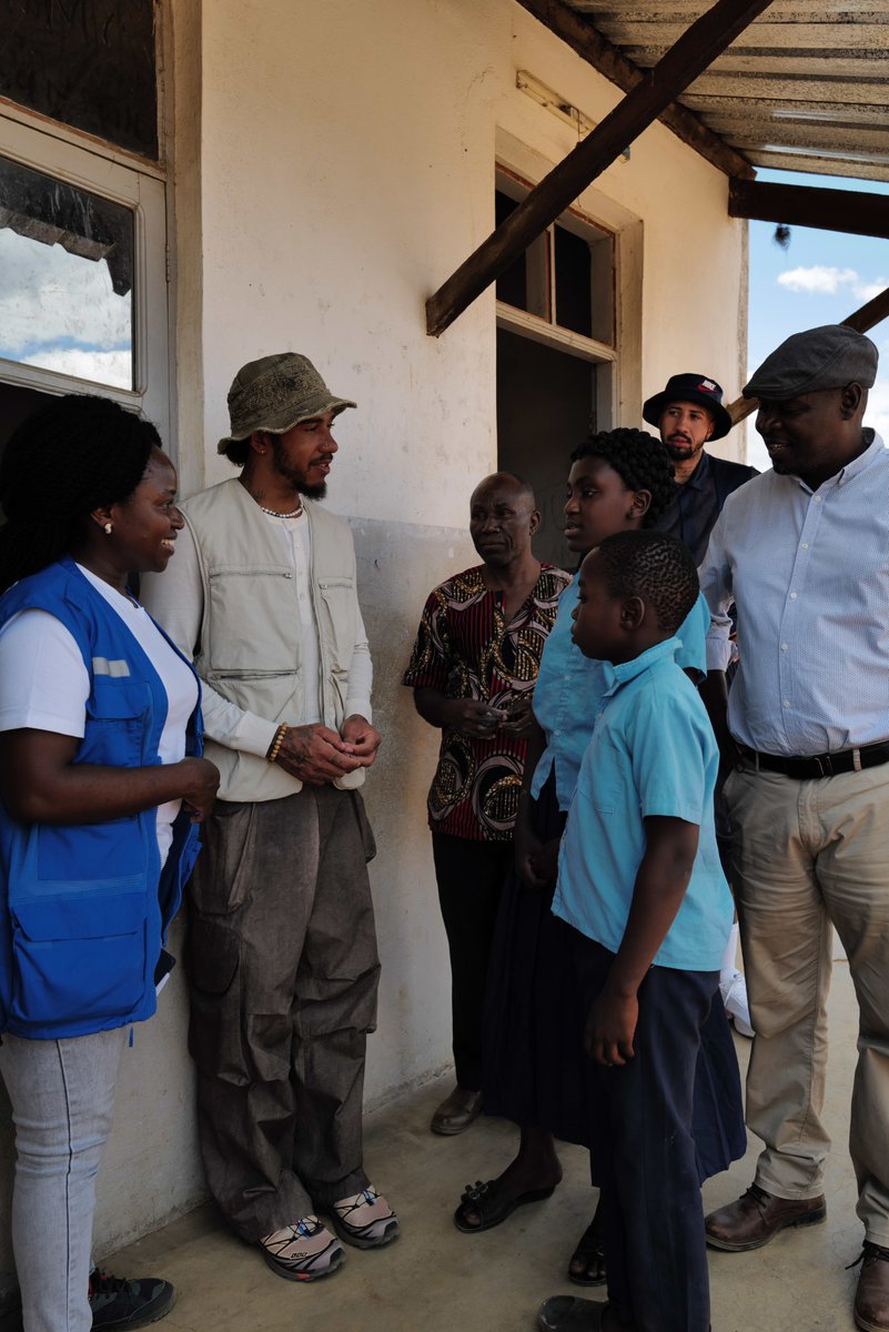 📢News from Maratane

We are very thankful to 7-time F1Champion, <a href="/LewisHamilton/">Lewis Hamilton</a> for visiting the Maratane Refugee Settlement in Nampula,🇲🇿. 

During his visit, Mr. Hamilton met with school students from refugee &amp; host communities &amp; spoke with them about their struggles &amp; dreams.