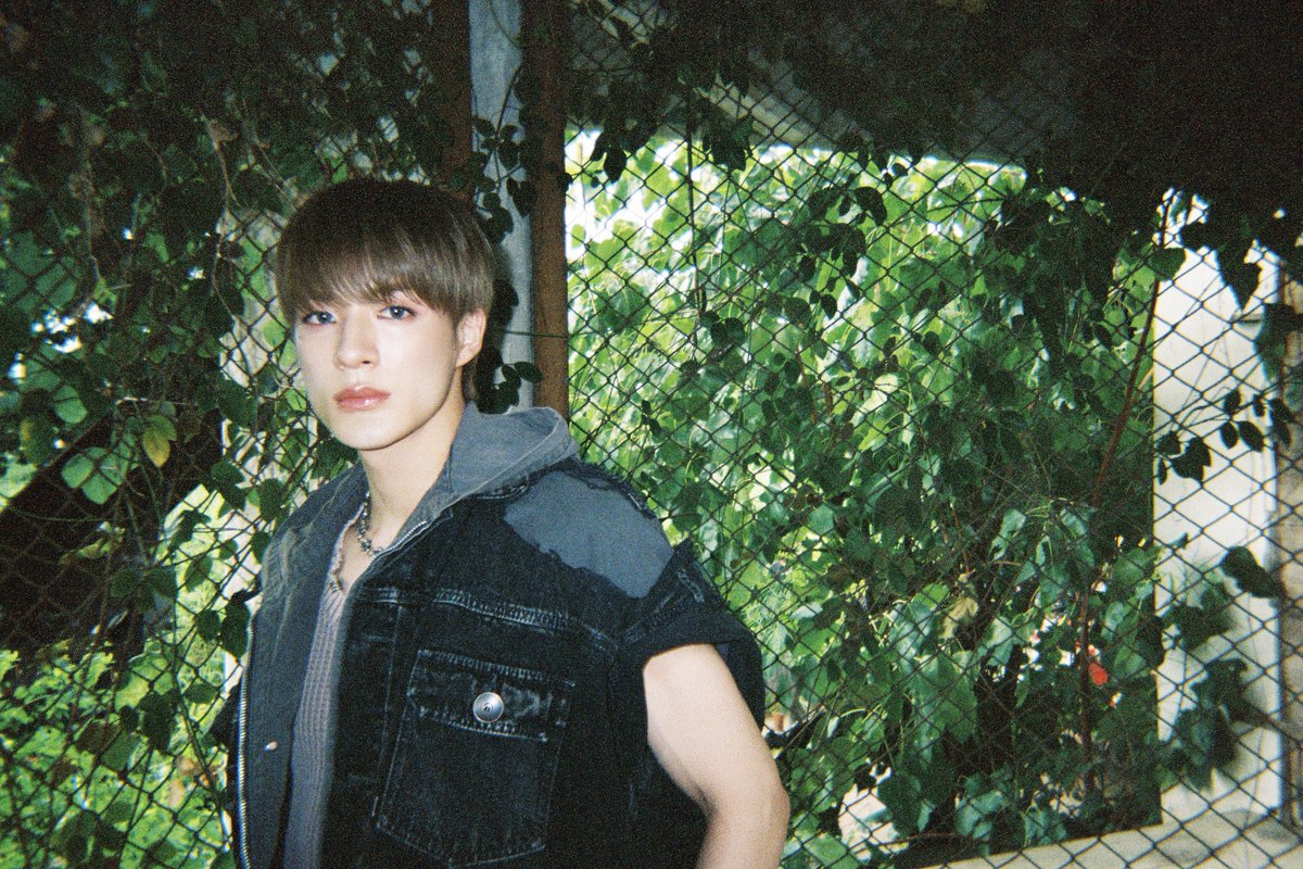 NCTsmtown_DREAM's tweet image. NCT DREAM 〖Rains in Heaven〗 - Behind Film Image
#JENO

Listen now on your favorite platform
🎧nctdream.lnk.to/RainsinHeaven

#NCTDREAM #RainsinHeaven
#NCTDREAM_RainsinHeaven