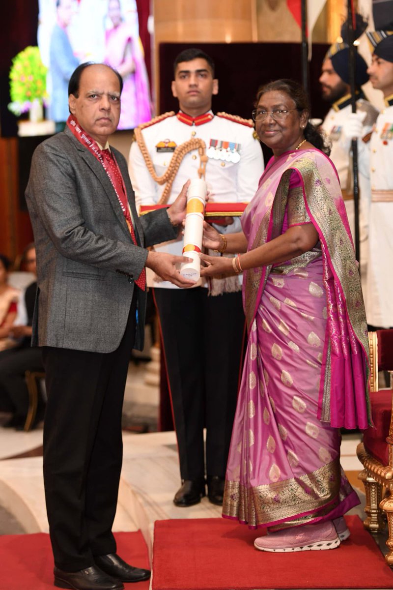 Tata Memorial Centre, Varanasi (MPMMCC & HBCH) (@tmc_varanasi) on Twitter photo Dr A K Tyagi, Dean HBNI & Distinguished Scientist, DAE, received the prestigious Vigyan Shri Award from the Hon'ble President of India on 22 August 2024. Proud moment for HBNI, DAE and TMC & <a href="/TMC_Varanasi/">Tata Memorial Centre, Varanasi (MPMMCC & HBCH)</a> Dr A K Tyagi, Dean HBNI & Distinguished Scientist, DAE, received the prestigious Vigyan Shri Award from the Hon'ble President of India on 22 August 2024. Proud moment for HBNI, DAE and TMC & <a href="/TMC_Varanasi/">Tata Memorial Centre, Varanasi (MPMMCC & HBCH)</a>