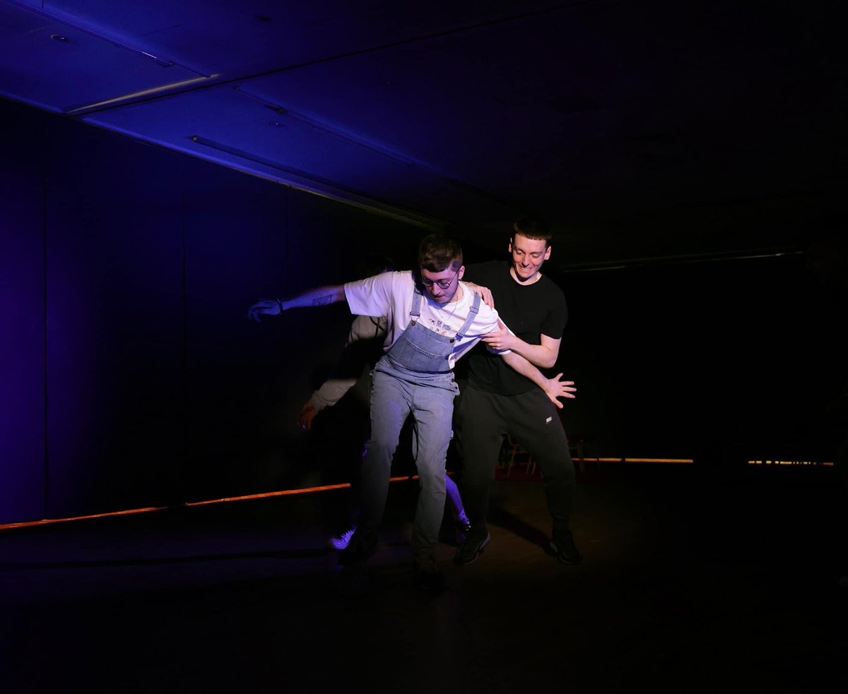 Joe Walsh (@joewalsh1998) on Twitter photo Broken boys captures being a teenager perfectly. It’s got the piss taking banter of the inbetweeners, and the looming dread of Skins. 5 really strong performances with fantastic writing and direction. Manchester theatre is in safe hands with the likes of <a href="/DaretoKnowTC/">Dare to Know Theatre</a>. Get a 🎟️🎟️ Broken boys captures being a teenager perfectly. It’s got the piss taking banter of the inbetweeners, and the looming dread of Skins. 5 really strong performances with fantastic writing and direction. Manchester theatre is in safe hands with the likes of <a href="/DaretoKnowTC/">Dare to Know Theatre</a>. Get a 🎟️🎟️