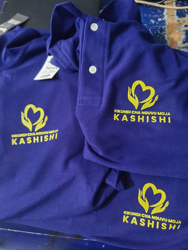 ngusagraphix's tweet photo. Je unahitaji kuprint Tshirt kwa ajili ya uniform za shule, makampuni, chama au kikundi.  Wasiliana nasi  kwani Gharama zetu ni nafuu sanaa na tunafanya kwa ubora zaidi
📍Mabibo, Dar es salaam     ☎️ +255 (0) 764 449 651 
     Follow us @ngusagraphx
     KARIBUNI SANA https://t.co/94zSkB8sj3