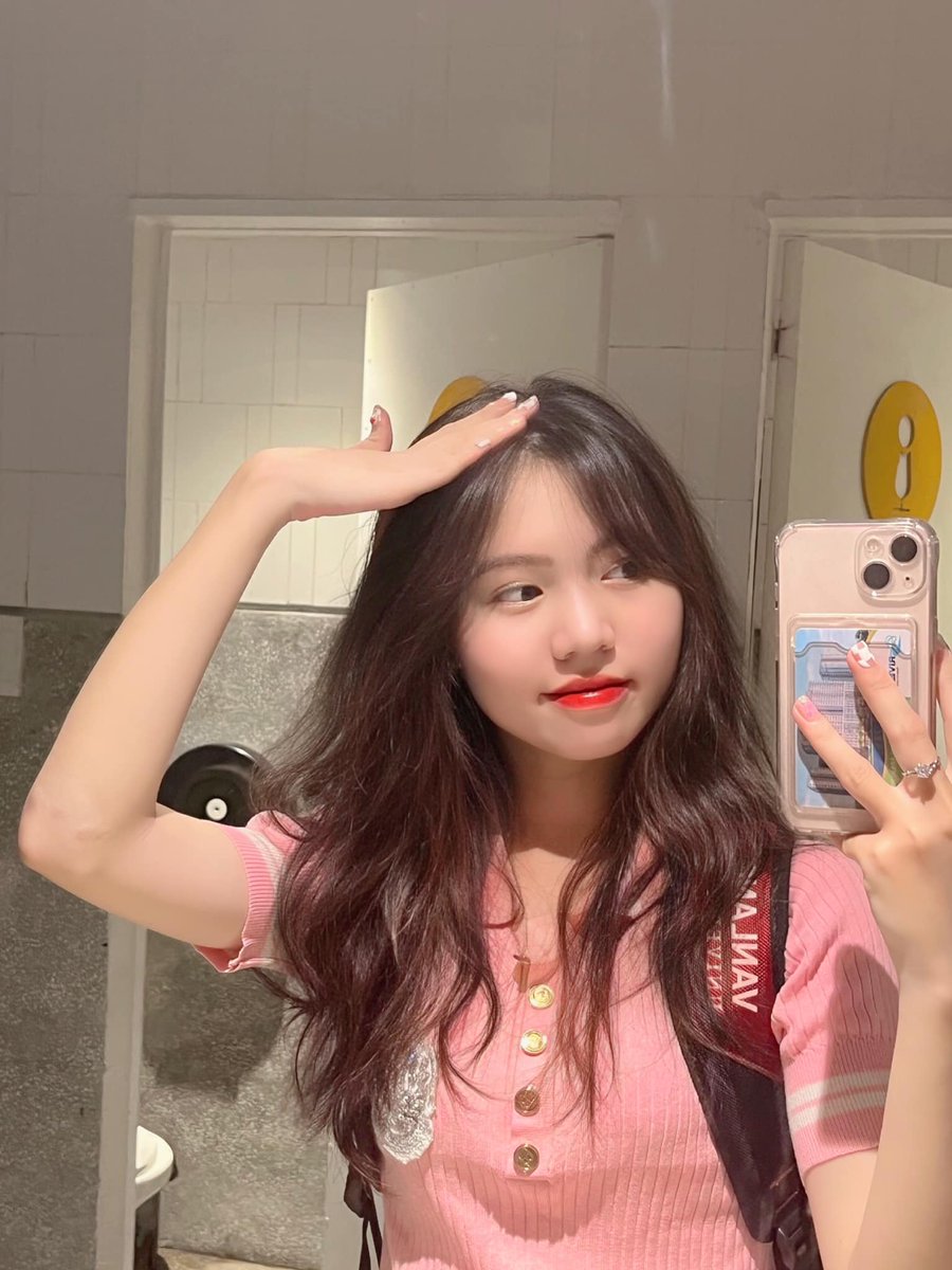 Garret Jessee The impact of war on governance includes changes in political systems and leaders.Garret Jessee