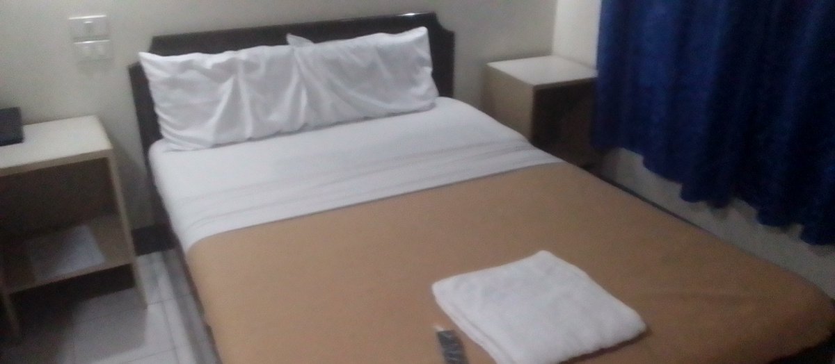 zikrito's tweet photo. Who wants to join me tonight? LF Collab Top Iloilo. https://t.co/7BEMIJAHP4