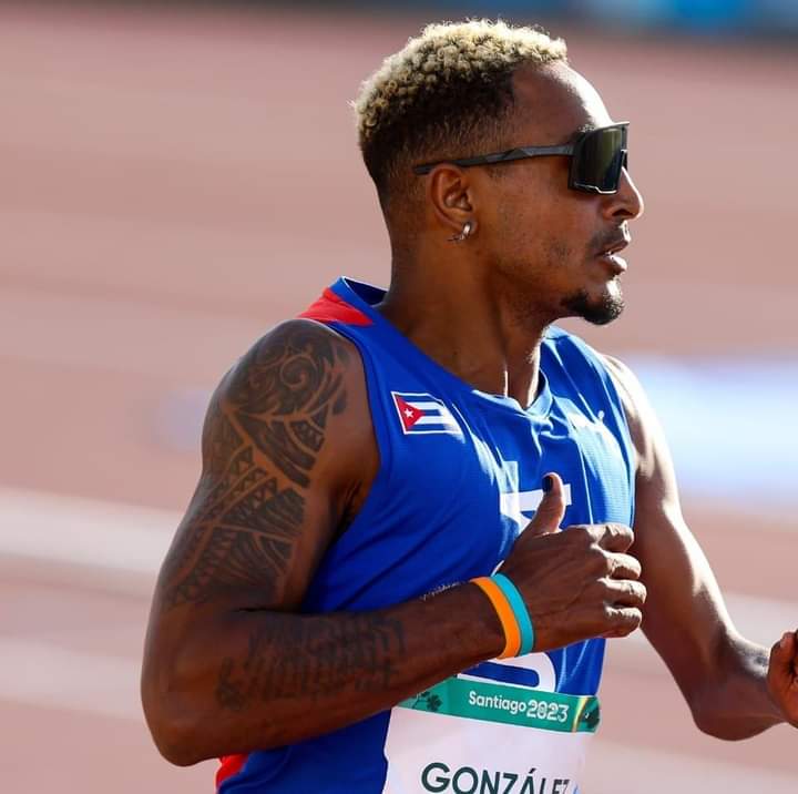yuslayvis's tweet photo. "Estamos contentos de llegar aquí y muy motivados con competir y dar lo mejor de nosotros", comentó a JIT Raciel González (T47), quien competirá en la prueba de los 100 metros planos de paratletismo. Éxitos para nuestro atleta avileño!!! #CiegodeAvila #GenteQueSuma #CubaInspira https://t.co/ODLd15s6Wx