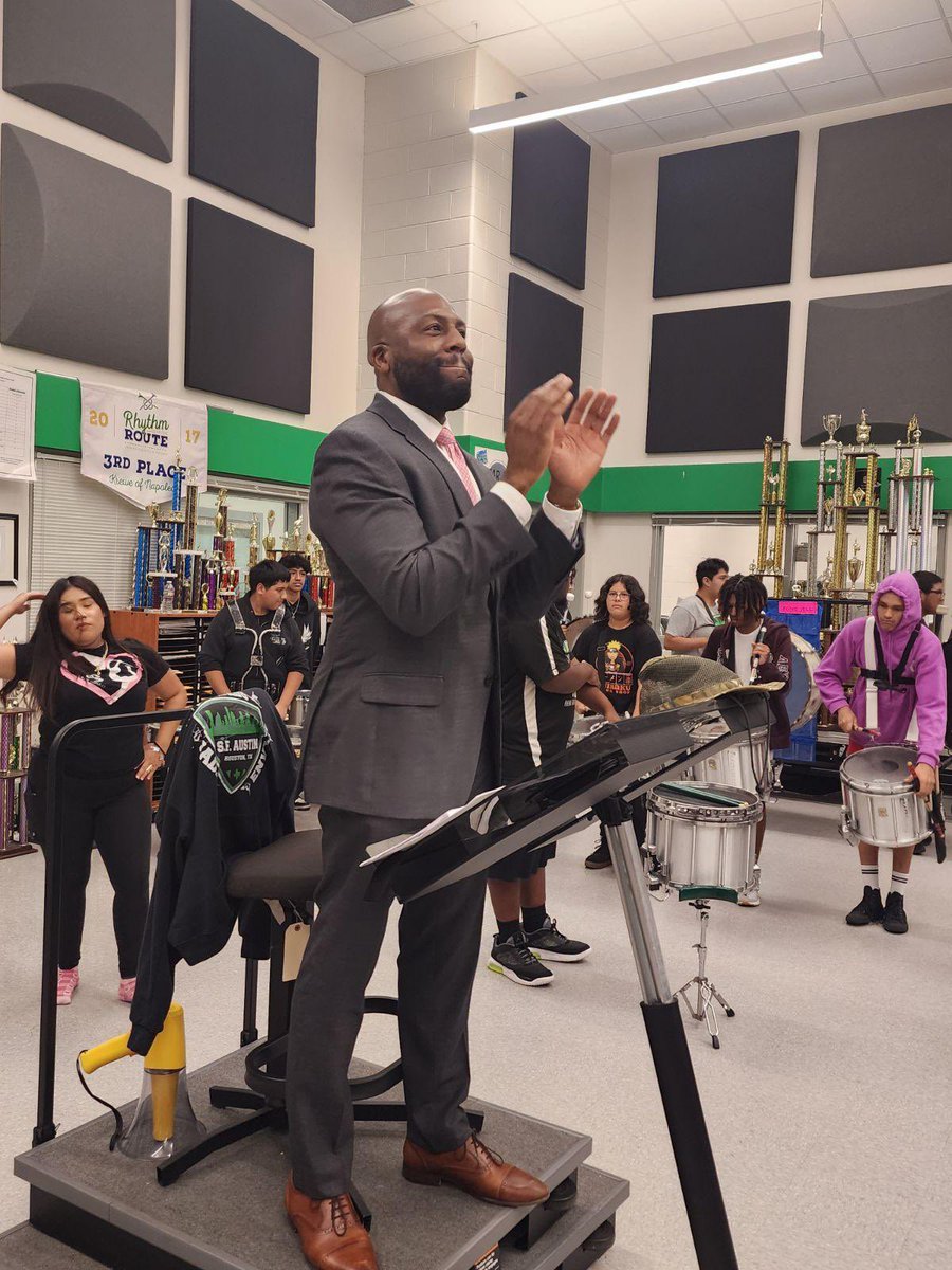 Stephen F. Austin Highschool tweet media