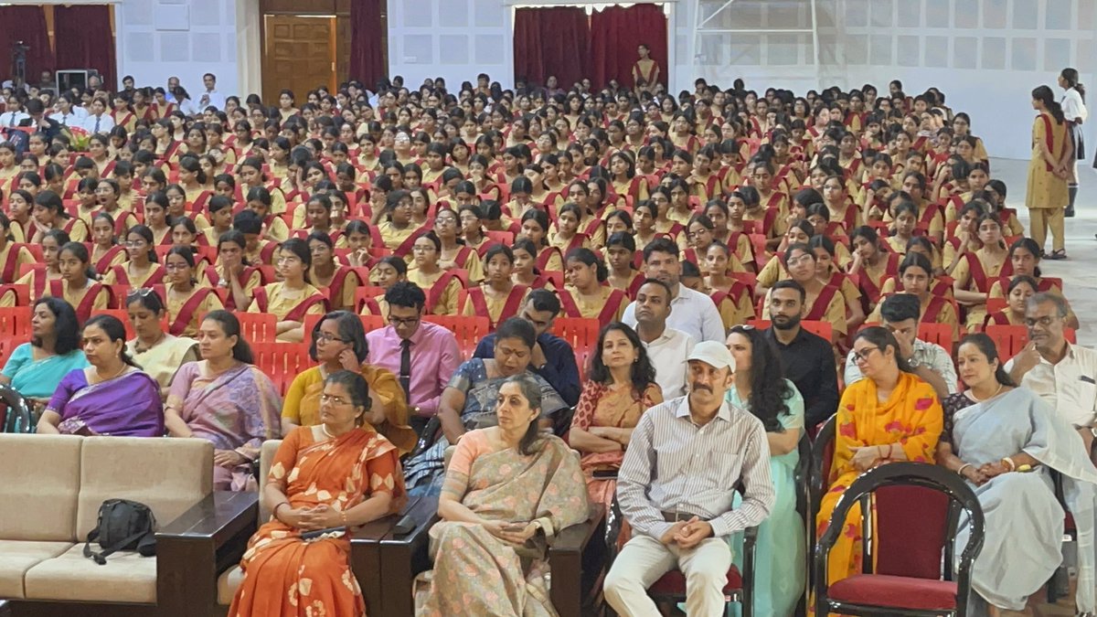 Kiran Bedi tweet media