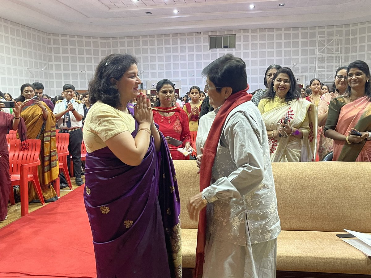 Kiran Bedi tweet media