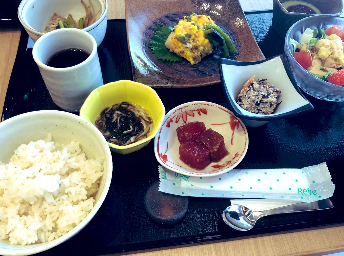 camp_1005's tweet photo. 今日は人間ドック🏥

ドック後のお楽しみ✨
病院レストランランチ🍽

これに日本酒つけたらなぁ🍶
今日は胃カメラしたから我慢ガマン⁝( `ᾥ´  )⁝
 #キャンプ好きと繋がりたい
 #プロボックス
 #ええ加減キャンプ行ってない https://t.co/xlrIBuIuLo