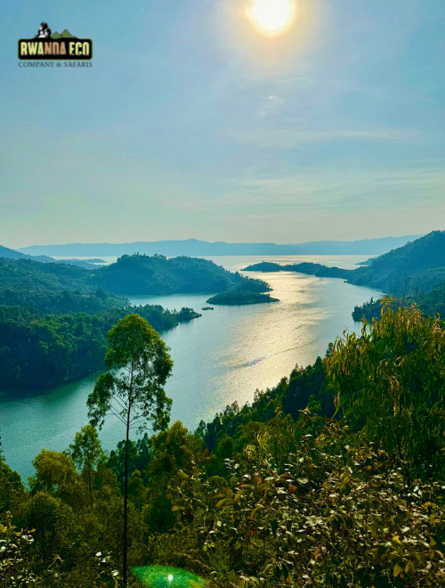 Immerse yourself in the breathtaking beauty and serenity of Lake Kivu, where golden sunsets and stunning views meet thrilling adventures. Hike the surrounding trails, enjoy scenic boat rides, or kayak across tranquil waters for an unforgettable experience. #visitrwanda