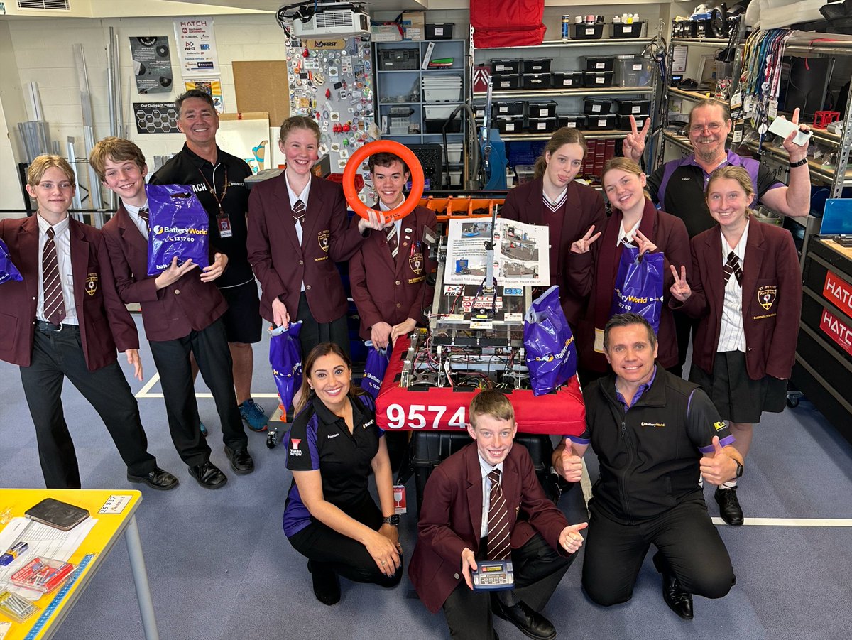 ElevateComm's tweet image. For National Science Week, Battery World Australia partnered with St Peters Lutheran College to facilitate a hands-on battery session.

Thanks to St Peters for welcoming Battery World to connect with the students and next generation of robotic scientists! 

#MediaRelations #PR