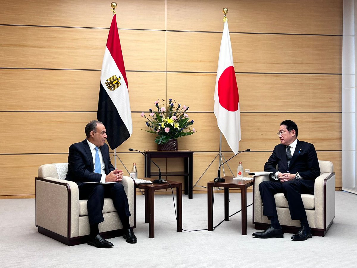 MfaEgypt's tweet photo. 📍Tokyo |

FM Dr. Badr Abdelaty meets with Japan’s PM Fumio Kishida, delivering a message from H.E. Abdel Fattah El-Sisi

🇪🇬 values its strategic partnership with 🇯🇵 &amp; looks forward to brining it to newer horizons

@JPN_PMO
@MofaJapan_en https://t.co/SMJWesKGg5