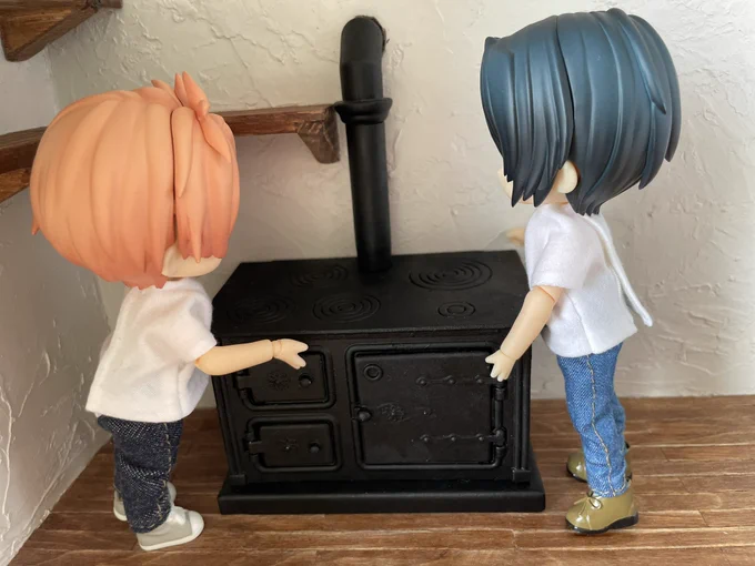 既成の薪オーブンをちょいとアレンジ #アイナナ写真部 #和泉兄弟 #アイナナねんどろいど 